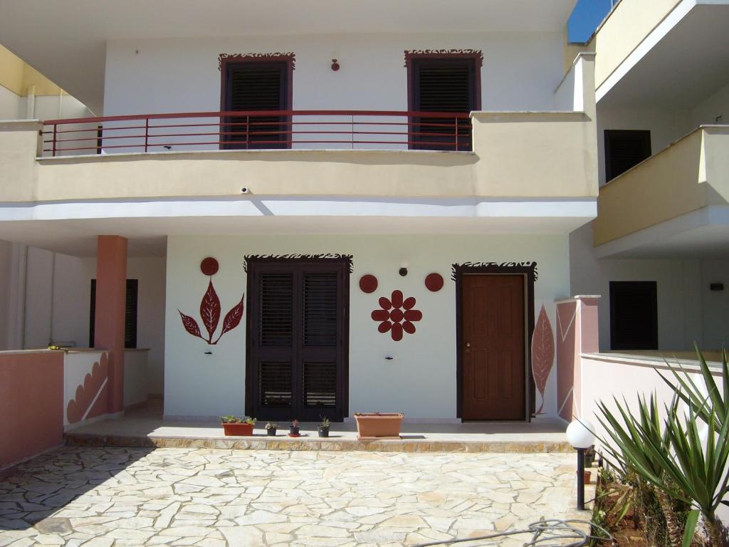 B&B Maran Sannicola Bagian luar foto